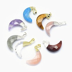 Смешанные камни Природные и синтетические смешанные каменные подвески, с длинными латунными накладками, граненые, луна, разноцветные, 18~20x11~12.5x5 мм, отверстие : 3.5x5.5 мм