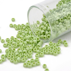 (404F) Lime Green Opaque Rainbow Matte Toho runde Rocailles, japanische Rocailles, (404 f) lindgrüner undurchsichtiger Regenbogen matt, 8/0, 3 mm, Bohrung: 1 mm, über 222pcs / Flasche, 10 g / Flasche