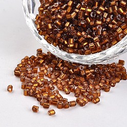 Седло Коричневый 8/0 две серебряные вырезать круглое отверстие на подкладке стекло бисер, шестиугольник, седло коричневый, 2.5~3x2~2.5 мм, Отверстие : 0.8~1 мм , около 12100 шт / 450 г