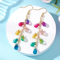 Золотой Латунь болтаться серьги, с бусинами из стекла в форме капель и латунными цепочками., золотые, 75 мм