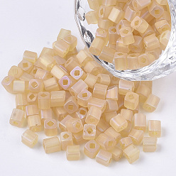 Белый Навахо 6/0 прозрачное стекло бисер, матовые ab цвета, квадратное отверстие, кубические, навахо белый, 6/0, 3~5x3~4x3~4 мм, отверстия: 1.2~1.4 мм, около 4500 шт / мешок