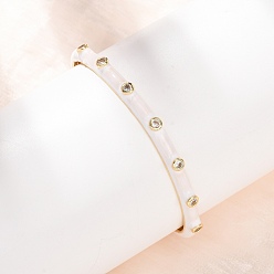 Белый Браслеты-манжеты из латуни с микропаве из прозрачных кубических цирконий для женщин, с эмалью, без кадмия и без свинца, долговечный, стойки покрытие, реальный 18 k позолоченный, белые, внутренний диаметр: 2.13x1.93 дюйм (5.4x4.9 см)