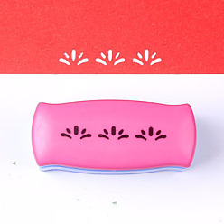 Цветок Дыроколы из пластиковой бумаги, перфоратор для бумаги для рукоделия и скрапбукинга, случайный цвет, цветочный узор, 70x30x40 мм