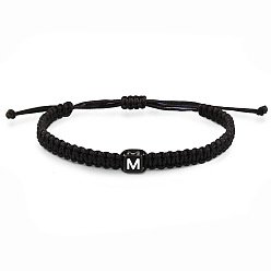 Letter M Браслеты из плетеных бусин из смоляных бусин с кубическим узором и буквами, регулируемые плетеные браслеты из хлопкового шнура для мужчин и женщин, Буква М, 11.02 дюйм (28 см)