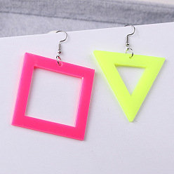 Желтый Непрозрачные акриловые болтаться серьги, квадрат и треугольник, золотые, слева и справа, желтые, 71x50 мм и 55x65 мм