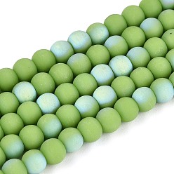Светло-зеленый Матовые непрозрачные стеклянные бусы пряди, круглые, с половиным покрытием, с покрытием AB цвета, светло-зеленый, 4~4.5 мм, отверстие : 0.6 мм, около 97~100 шт / нитка, 14.76~15.16 дюйм (37.5~38.5 см)