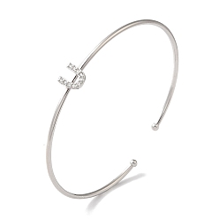 Letter U Браслеты на открытой манжете с прозрачным покрытием из латуни с микро-паве и кубическим цирконием, браслеты с крутящим моментом для женщин, платина, без свинца и без кадмия, Буква U, внутренний диаметр: 1-7/8x2-1/4 дюйм (4.8x5.8 см)