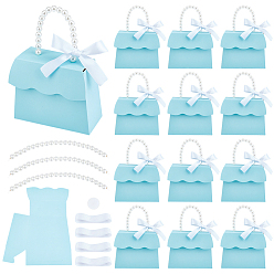 Светло-голубой Складные бумажные свадебные конфетницы с круглой ручкой, украшенной белыми бусинами с имитацией жемчуга, и лентой, форма сумочки, светло-голубой, 13.9x6.1x10.7 см