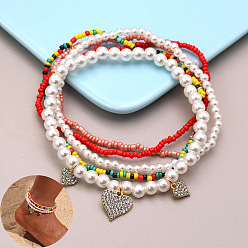 (404) Непрозрачное AB Кислое яблоко Комплекты многослойных браслетов на лодыжку из богемской смолы и стеклянных бусин, с подвесками в виде сердечек из сплава кристаллов и страз, золотые, цветочный белый, 9-1/8 дюйм (230 мм), 5 шт / комплект