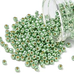 (PF560) PermaFinish Lime Green Metallic Тохо 6/0 круглые бусины, японский бисер, (pf 560) Permafinish зеленый лайм металлик, 4 мм, отверстие : 1.5 мм, Около 840 шт / 50 г