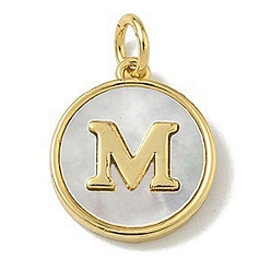 Letter M Латунный паве натуральный ракушка плоский круглый с буквенными подвесками, реальный 18 k позолоченный, долговечный, без свинца и без кадмия, стойки покрытие, цвет морской раковины, Буква М, 15x13x2 мм, отверстие : 3 мм