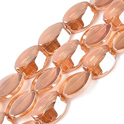 Легкий Лосось Стеклянные бусины с гальваническим покрытием , с половиным покрытием, овальные, светлый померанцевый, 17x14x6~6.5 мм, отверстие : 0.9~1 мм, около 36~37 шт / нитка, 23.82~24.80 дюйм (60.5~63 см)