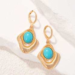 Голубой Серьги-кольца из цинкового сплава и смолы, самородки, золотые, голубой, 35x16 мм