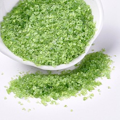 Césped Verde Coe 85 frita fina de vidrio fusible de tamaño mediano, para piezas creativas de bricolaje de vidrio fundido, verde césped, 1.2~2.7 mm, sobre 30 g / bolsa