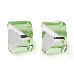 Светло-зеленый K9 стеклянные имитации австрийских хрустальных бусин, без отверстия , квадратный, светло-зеленый, 4x4x4 мм