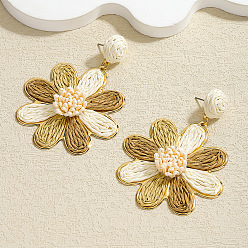 Верблюжий Серьги-гвоздики из цветочного сплава из рафии, золотые, верблюжие, 74x55 мм