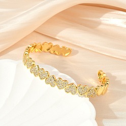 Прозрачный Браслет-манжета со сверкающим сердцем из кубического циркония, плоский открытый браслет из настоящей позолоченной латуни 18k для женщин, без кадмия и без свинца, прозрачные, внутренний диаметр: 2-3/8 дюйм (6.1 см)