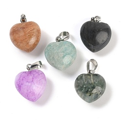 Смешанные камни Природные каменные смешанные подвески, подвески-сердечки с латунными застежками на порожках, платина, смешанные окрашенные и неокрашенные, 18x15.5x10 мм, отверстие : 5x3 мм