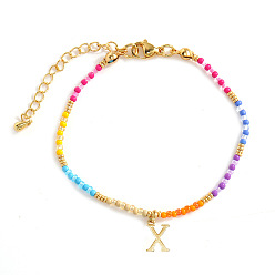 Letter X Браслеты с подвесками в виде латунных букв, Радужные браслеты из стеклянного бисера для женщин, Письмо X, 6.50 дюйм (16.5 см) ~ 6.69 дюйм (17 см)
