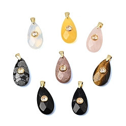 Смешанные камни Природные и синтетические смешанные каменные подвески, Граненые подвески в форме капли с фурнитурой из прозрачных кубических цирконий, инкрустированной латунью методом микропаве., золотые, стойки покрытие, смешанные окрашенные и неокрашенные, 25x13.5x8 мм, отверстие : 4x4 мм