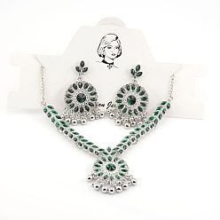 Морско-зеленый Комплекты из серег-гвоздиков и ожерелий с подвесками в стиле ретро со стразами, цветок, цвета морской волны, 530 мм