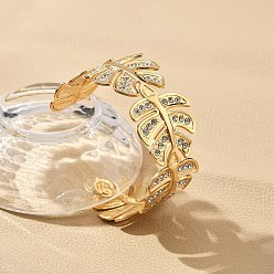 Настоящее золото 18K Ионное покрытие (IP) 304 браслеты-манжеты из нержавеющей стали для женщин, с кристально горный хрусталь, лист, реальный 18 k позолоченный, внутренний диаметр: 2-1/4 дюйм (5.65 см)