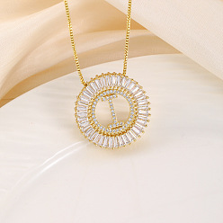 Letter I Кольцо из латуни с прозрачными кубическими цирконами и подвеской в виде буквы, цепочка-коробка, золотые, Буква "i", 17.72 дюйм (45 см)