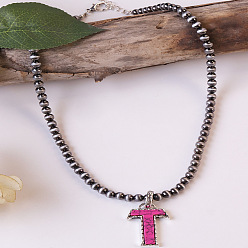 Letter T Ожерелья из круглых пластиковых бусин с инициалом из окрашенной синтетической бирюзы CCB для женщин, темно-розовыми, Письмо T, 18.90 дюйм (48 см)