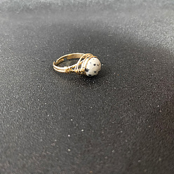 Далматинских Джаспер Кольца для пальцев из натуральной далматинской яшмы, обернутой проволокой, латунные регулируемые кольца, золотые, внутренний диаметр: регулируемый