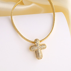 Cross Collares con colgante de latón con microengaste de circonitas cúbicas transparentes, dorado, cruzar, 16.54 pulgada (42 cm), colgante: 22x19 mm