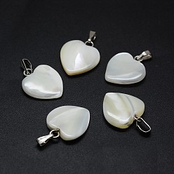 Platinum Shell Pendants, with Brass Findings, Heart, Platinum, 17~19x14~15x3~5mm, Hole: 2x5mm