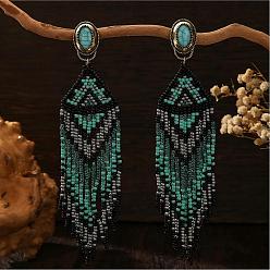 Зеленый Богемные серьги-гвоздики ручной работы из стеклянного бисера с кисточками., с синтетическими бирюзовый, овал с рисунком ромба, античная бронза, зелёные, 130x33 мм