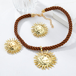 Седло Коричневый Комплект из ожерелья с подвеской и серег-гвоздиков из сплава солнца и полиэстерового шнура, золотые, седло коричневый, 450 мм