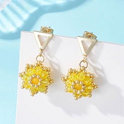 Желтый Серьги-гвоздики из натурального и окрашенного нефрита с цветочным рисунком ко Дню святого Валентина, Малайзия., с гальванизированными стеклянными бусинами и 201 фурнитурой для сережек-гвоздиков из нержавеющей стали, золотые, желтые, 31x17 мм