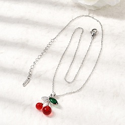 Платиновый & Цвет Нержавейки Подвеска из латуни с микропаве из прозрачных кубических цирконий и смолы в виде красной вишни 304 цепочка из нержавеющей стали для женщин, платины и нержавеющая сталь цвет, 15.94 дюйм (40.5 см)