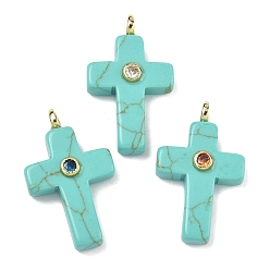 Синтетическая Бирюза Синтетические бирюзовые подвески, Подвески в виде креста с фурнитурой из латуни, инкрустированной микрофиброй (случайного цвета)., золотые, 30x17.5~18x6.5~7 мм, отверстие : 2.7 мм