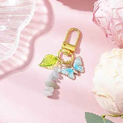 Аквамарин Подвесные украшения из натуральной аквамариновой крошки, с бабочкой из эмалевого сплава и поворотными застежками, 63.5 мм
