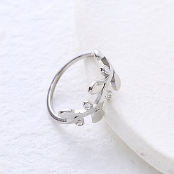 Нержавеющая Сталь Цвет Латунь со стразами перстни для женщин, лист, цвет нержавеющей стали, размер США 7 (17.3 мм)