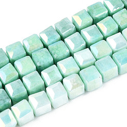 Аквамарин Антикоррозийные гальванические стеклянные бусины, имитация драгоценных камней, кубические, с покрытием AB цвета, граненые, два тона, аквамарин, 5.5~6.5x5.5~5.5~6.5x5.5~5.5~6.5 мм, отверстие : 1~1.2 мм, около 58~63 шт / нитка, 13.39~14.49'' (34~36.8 см)