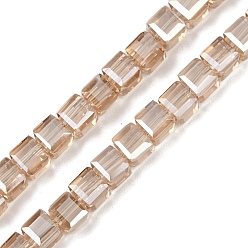 (932FM) Темно-синий аква-матовый с подкладкой Гальванизируйте прозрачное стекло бисер нитей, Cude, граненые, гальваническое покрытие, темно-золотистые, 5~6x5.5~6x5.5~6 мм, отверстие : 1.2 мм, около 95~98 шт / нитка, 20.07~20.86 дюйм (51~53 см)