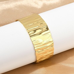 Настоящее золото 18K 304 женские браслеты-манжеты из нержавеющей стали, ионное покрытие (ip), текстура, реальный 18 k позолоченный, внутренний диаметр: 2x2-1/2 дюйм (5.1x6.2 см)