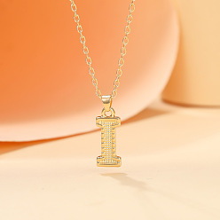 Letter I Ожерелья с подвесками в виде инициалов из сплава, золотые, Буква "i", 18.31 дюйм (46.5 см)