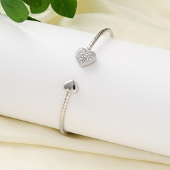 Сердце Открытый браслет-манжета из прозрачного кубического циркония, украшения из латуни для женщин, долговечный, стойки покрытие, без свинца и без кадмия, платина, сердце, внутренний диаметр: 2-1/2 дюйм (6.5 см)