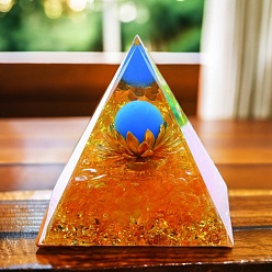 Темно-Оранжевый Генераторы энергии смолы оргонитовой пирамиды, Натуральные кварцевые чипсы Рейки внутри для украшения стола для домашнего офиса, темно-оранжевый, 50x50x50 мм