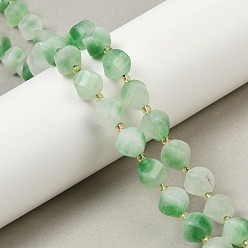 Светло-зеленый Окрашенные бусины пряди природного нефрита, граненые, твист, с бисером, светло-зеленый, 10x9~10x9~10 мм, отверстие : 1 мм, около 33 шт / нитка, 15.35'' (39 см)
