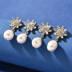 Настоящее золото 14K Серьги-гвоздики из натурального жемчуга, с латунным микропаве из прозрачных кубических цирконий и 925 булавкой из стерлингового серебра, цветок, реальный 14 k позолоченный, 31x13.5 мм