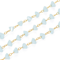 Небесно-голубой Ручной цепи стекло бисером, с фурнитурой латунной золотого тона, пайки, долговечный, треугольные, граненые, голубой, 3.5~4x4~4.5x3 мм, около 32.8 футов (10 м) / рулон