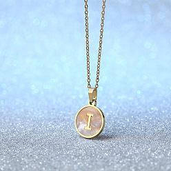 Letter I Плоские круглые ожерелья с инициалами из нержавеющей стали с натуральными белыми ракушками для женщин, золотые, цвет морской раковины, Буква "i", 18.11 дюйм (46 см)