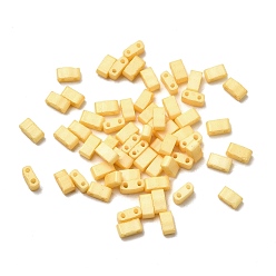 Бледно-Золотистый 2 Отверстие для выпечки краски стеклянные бусины, прямоугольные, бледно золотарник, 5x2.5x2 мм, отверстие : 0.8 мм