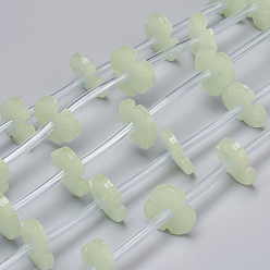 Бежевый Синтетические коралловые бусины ниток, окрашенные, резной цветок, бежевые, 13x13x2.3 мм, отверстие : 0.8 мм, около 20 шт / нитка